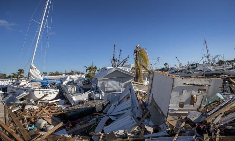 Florida se esfuerza por recuperarse a un mes después del paso de Ian