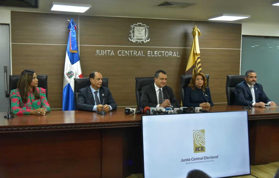 JCE y los partidos debaten acuerdo para frenar el proselitismo electoral precoz