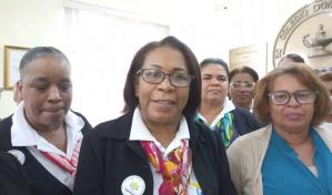 Colegio de Enfermería está fragmentado en dos bandos