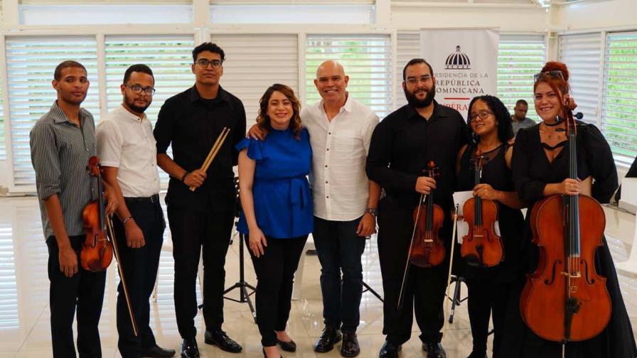 Programa Supérate inaugura espacio creativo de música y canto en La Nueva Barquita Programa Supérate inaugura espacio creativo de música y canto en La Nueva Barquita