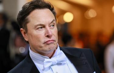 Elon Musk toma el control de Twitter y cancela a tres altos ejecutivos