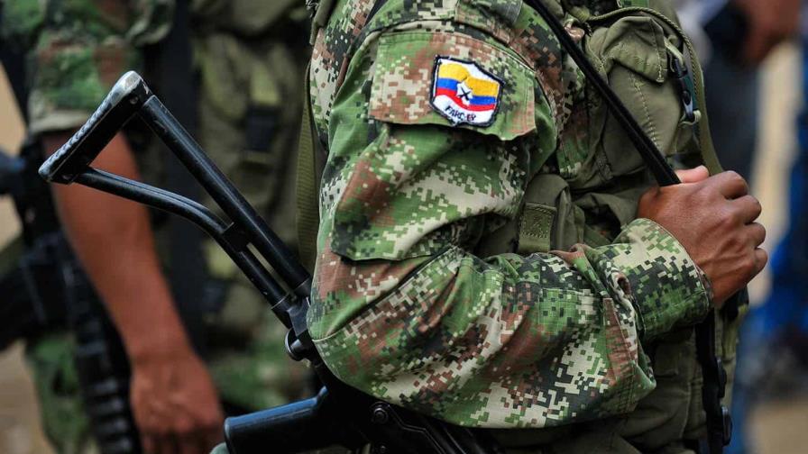 Operación militar contra disidencias en Colombia deja cinco detenidos y dos muertos Operación militar contra disidencias en Colombia deja cinco detenidos y dos muertos