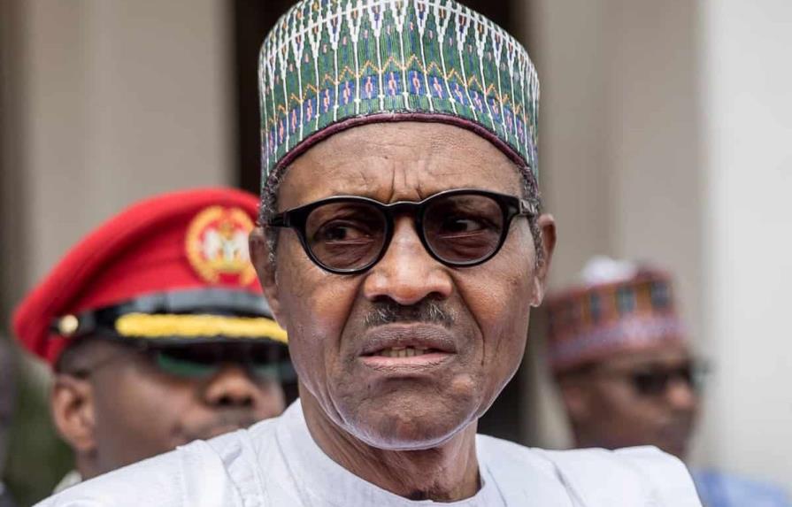 El presidente de Nigeria pide calma ante las alertas de ataques terroristas