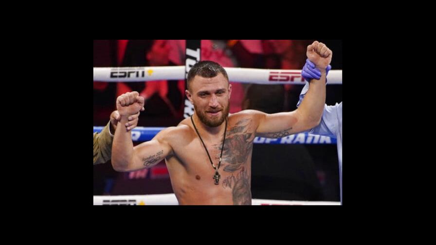 Tras pelear en Ucrania, Lomachenko regresa al cuadrilátero Tras pelear en Ucrania, Lomachenko regresa al cuadrilátero