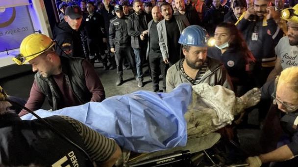 Detenidos los directivos de la mina turca en la que murieron 41 trabajadores