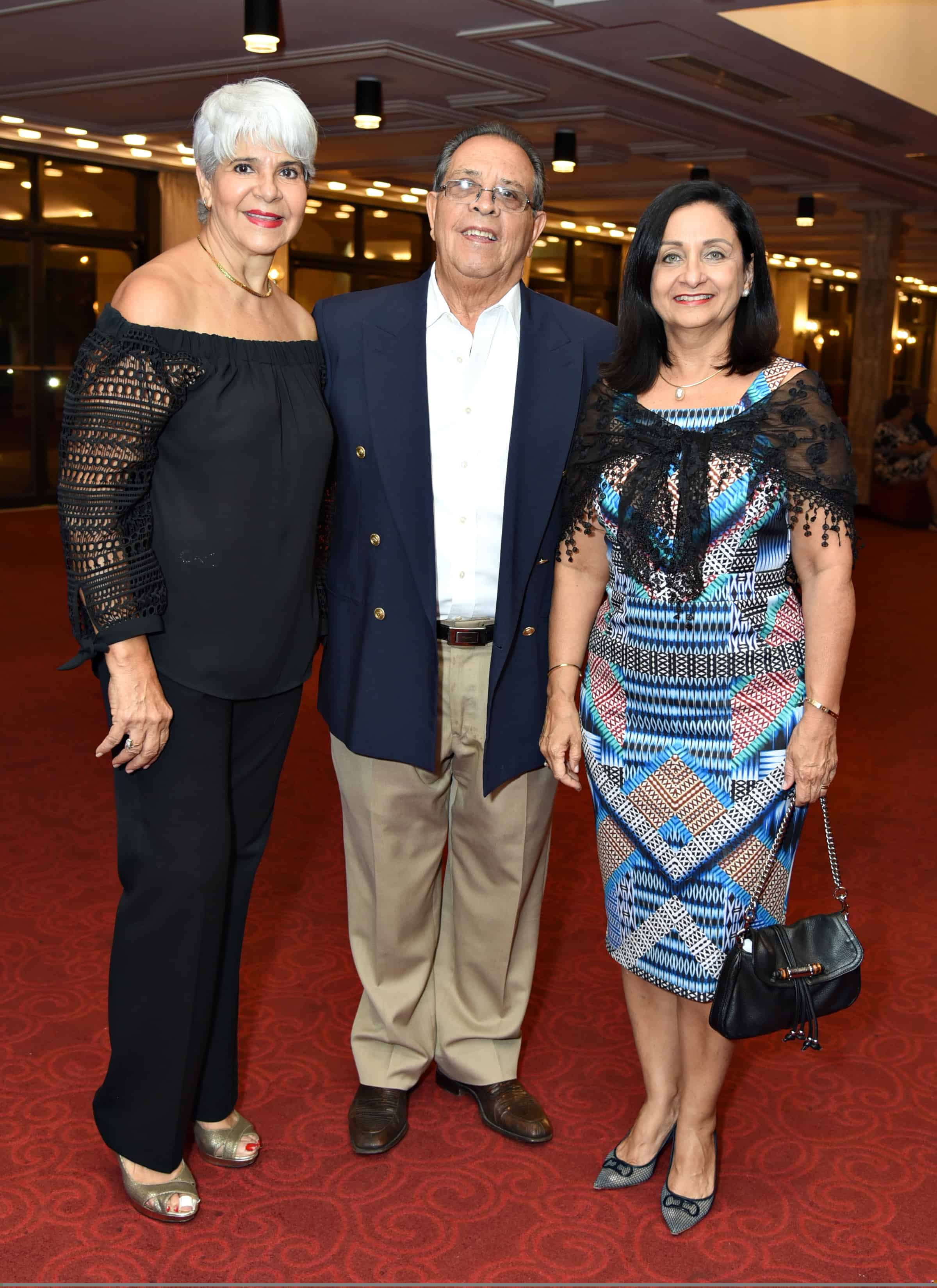 Sofía Mármol, José D. Mármol y Soraya Lara de Mármol.