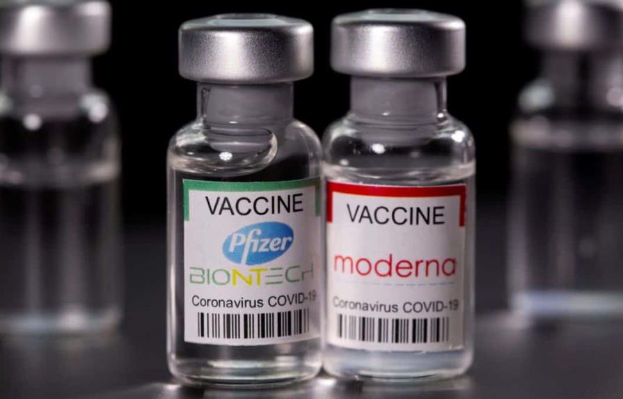 EMA cree que las vacunas de Pfizer y Moderna pueden causar reglas abundantes