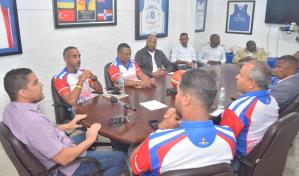 La Romana inicia montaje del torneo de basket superior