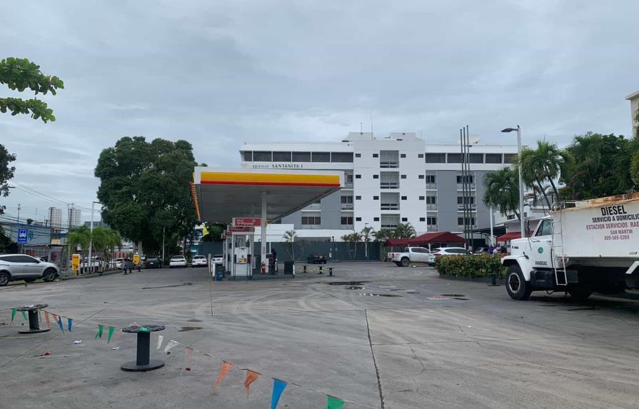 Estación de combustible permanece cerrada luego que mataran a tiros a su administrador