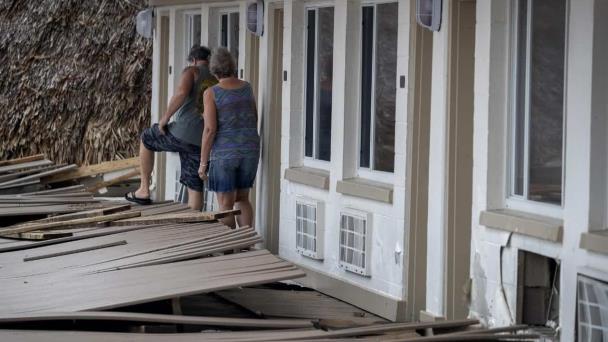 Florida recibe 4,000 millones de dólares de ayuda federal por el huracán Ian