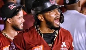 Juan Francisco dispara jonrón 83 y Gigantes devuelven al sótano a los Toros