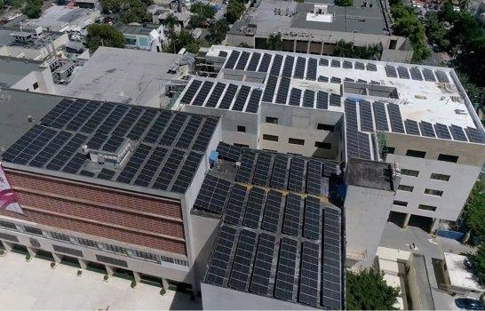 Senado transforma su matriz eléctrica con más de 700 paneles solares