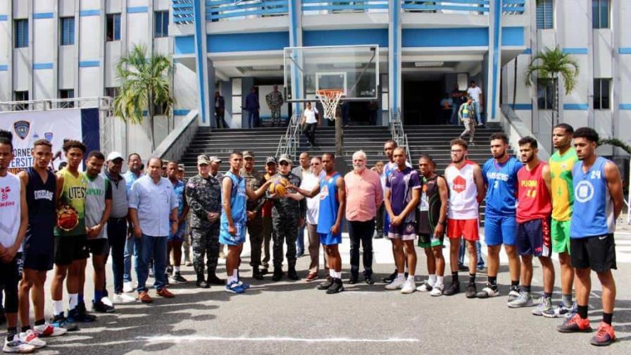Policía Nacional arranca con éxito 3x3 universitario
