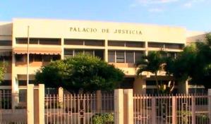 Condenan a 20 años de prisión a dos hombres por agredir y robarle a un haitiano