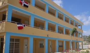 Colegios en Santiago han recurrido a las clases virtuales por casos de influenza