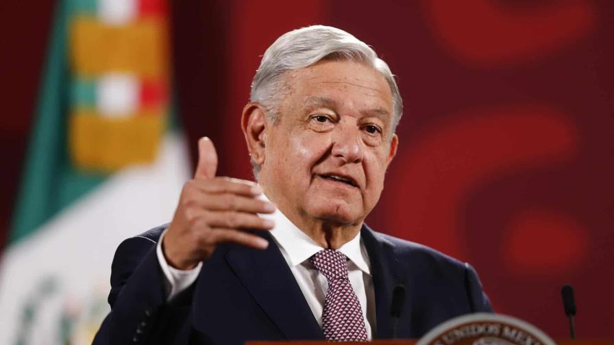 López Obrador pide a Musk reparar daño por suspender cuenta de Trump