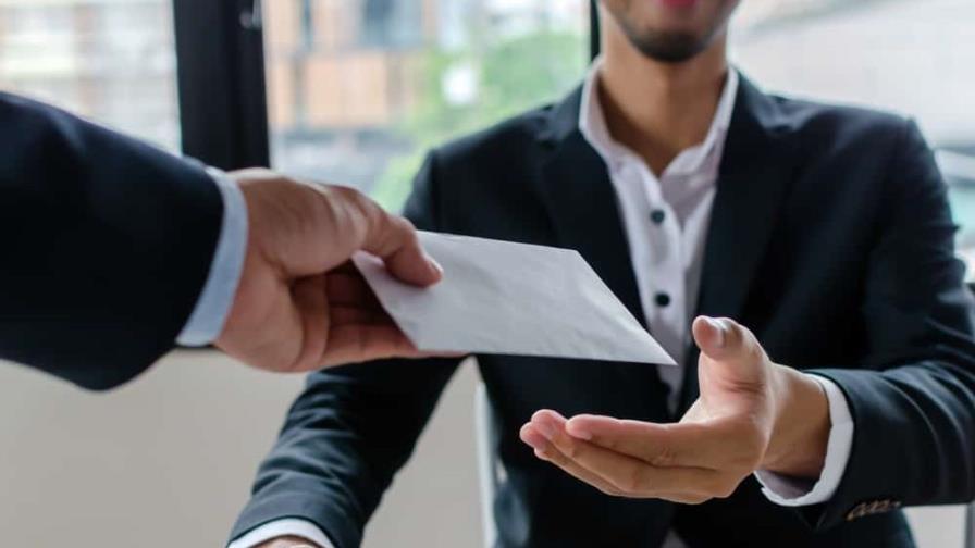 ¿Cómo negociar un salario o pedir un aumento?