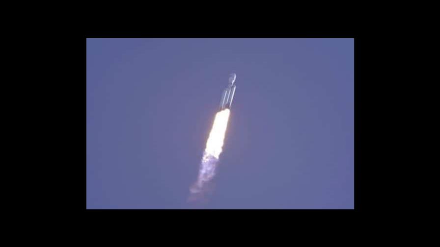 El poderoso cohete Falcon Heavy despega con dos satélites de las Fuerzas Armadas de EE.UU.