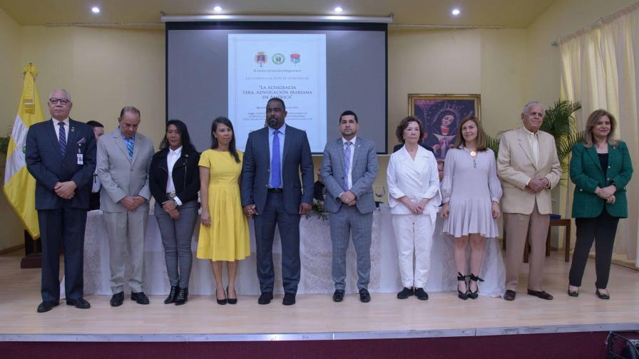 Reconocen a Abinader por contribución al centenario de la coronación de la Virgen de la Altagracia Reconocen a Abinader por contribución al centenario de la coronación de la Virgen de la Altagracia