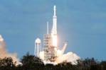 Despega cohete Falcon Heavy con dos satélites de las Fuerzas Armadas de EEUU