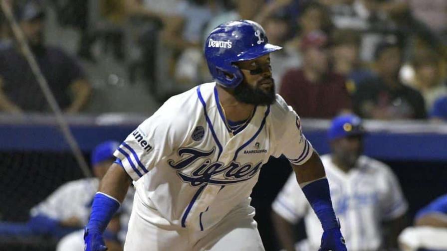 Emilio Bonifacio, un veterano que sigue rindiendo en la pelota invernal