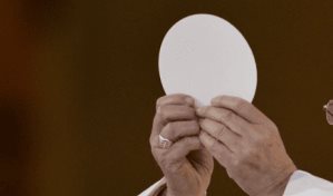 La Iglesia católica cubana se queda sin hostias por falta de harina