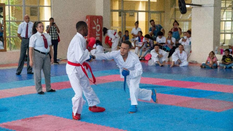 El recinto Santiago gana el karate de los Juegos Tony Barreiro de la UASD
