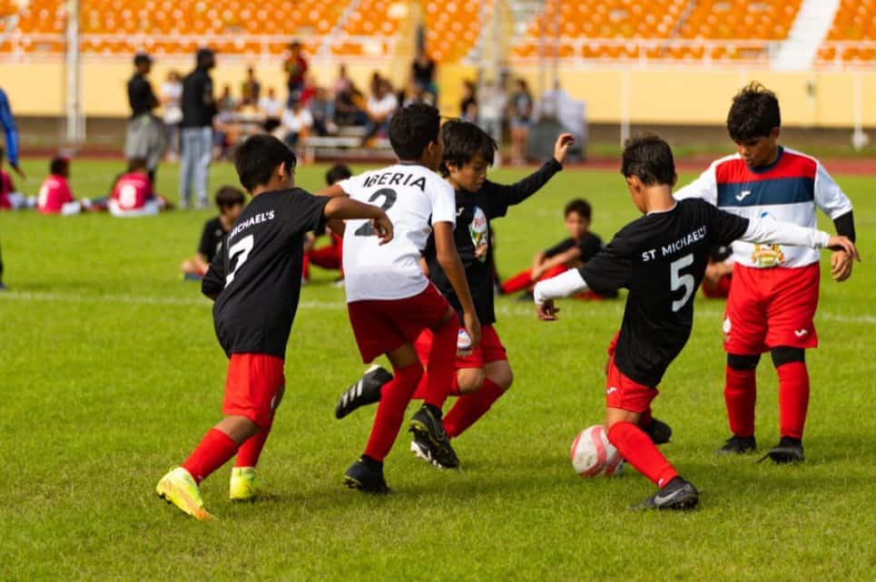 La Copa Rica 2022 reúne equipo de varios colegios de Santo Domingo y Santiago.