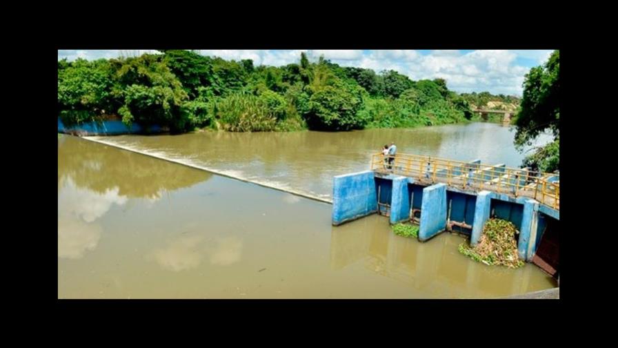 Cuarenta sectores de Santo Domingo sin agua por desborde río Haina Cuarenta sectores de Santo Domingo sin agua por desborde río Haina