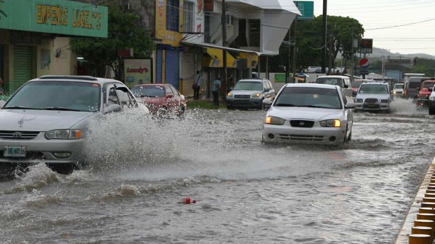 Alerta preventiva en 10 departamentos hondureños por lluvias asociadas a Lisa