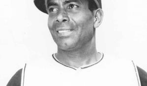 Guayubín Olivo, único dominicano con tres no-hit