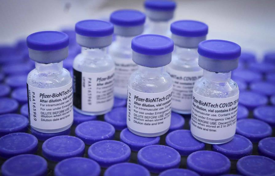 Alianza Pfizer-BioNTech va a probar una vacuna combinada contra covid y gripe