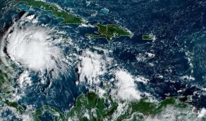 Ciclón tropical Lisa cruza hacia el sur de México