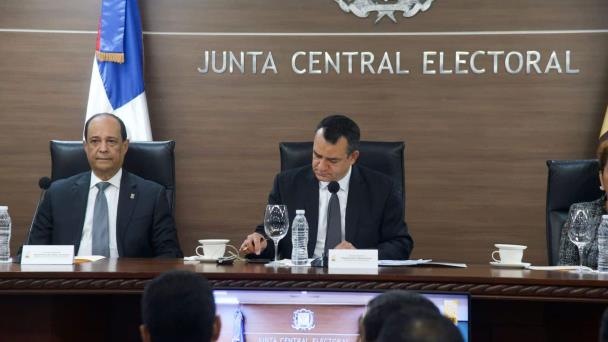 Conferencia de Prensa José Manríquez 