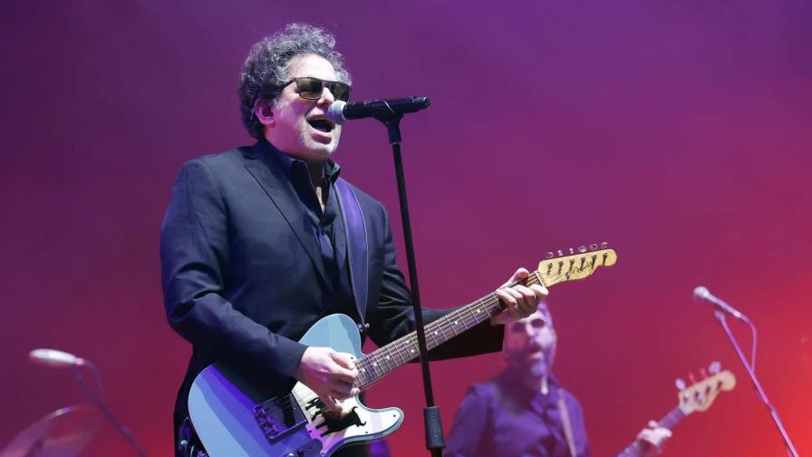 Andrés Calamaro se entrega ante una Bogotá bohemia que lo esperó cinco años Andrés Calamaro se entrega ante una Bogotá bohemia que lo esperó cinco años