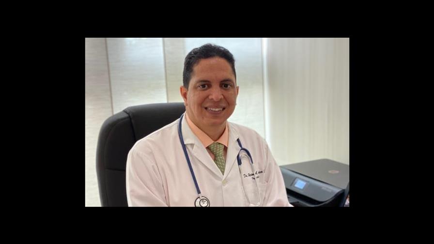 Infect&oacute;logo H&eacute;ctor Balc&aacute;cer alerta por virus H3N2 ya est&aacute; circulando en Rep&uacute;blica Dominicana