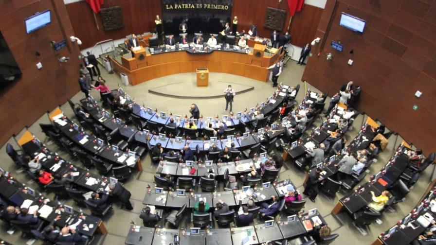 Senado mexicano avala incrementar a 12 los días de descanso para trabajadores