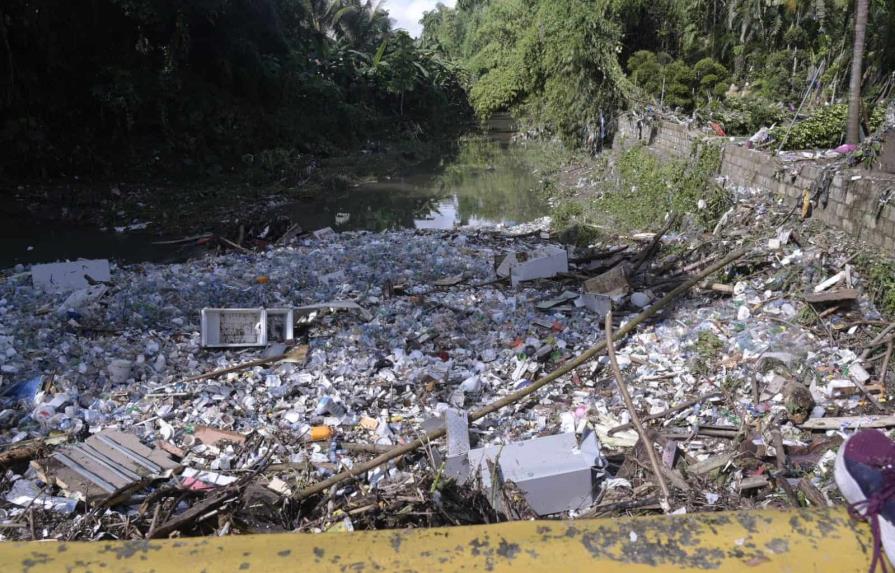 Cuatro desaparecidos en cañada de Arroyo Hondo por las inundaciones