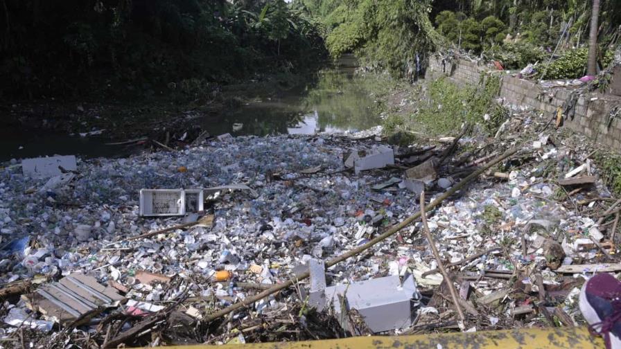 Cuatro desaparecidos en cañada de Arroyo Hondo por las inundaciones