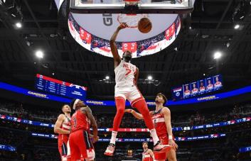Sin Irving por castigo, Nets apalean a Wizards