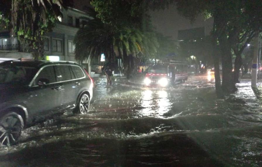 Ejecutivo declara de emergencia compras y contrataciones para enfrentar daños por lluvias