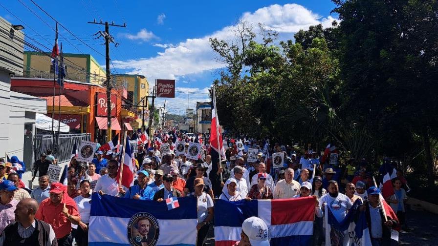 Realizan la tercera edición de la “Marcha Patriótica” en Azua