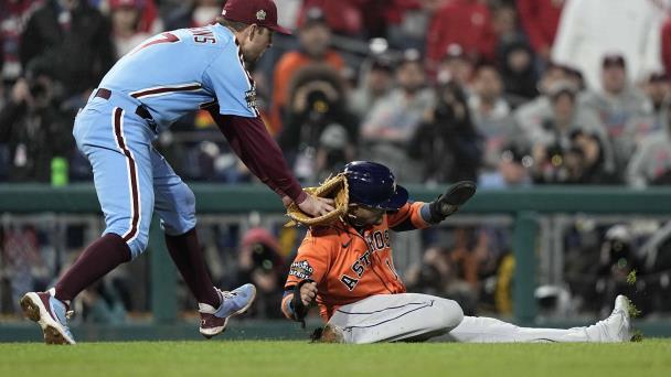 Astros pierden a Gurriel por el resto de la Serie Mundial