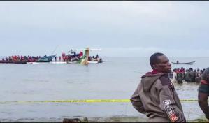 Suben a 19 los muertos por avión que se estrelló en lago Victoria en Tanzania