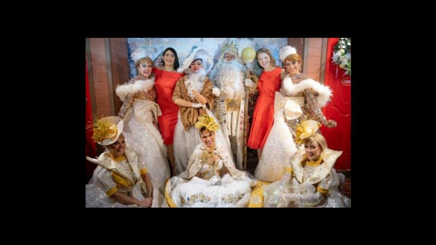 Acrópolis Business Mall recibe la Navidad Acrópolis Business Mall recibe la Navidad