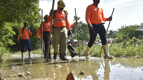 Autoridades concentran búsqueda de Jochy, un motorista y un repartidor en ribera del río Isabela