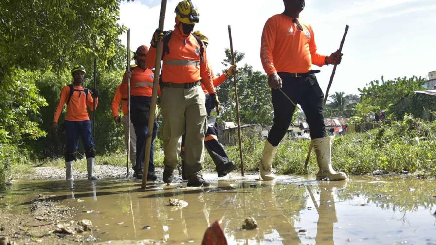 Autoridades concentran búsqueda de Jochy, un motorista y un repartidor en ribera del río Isabela