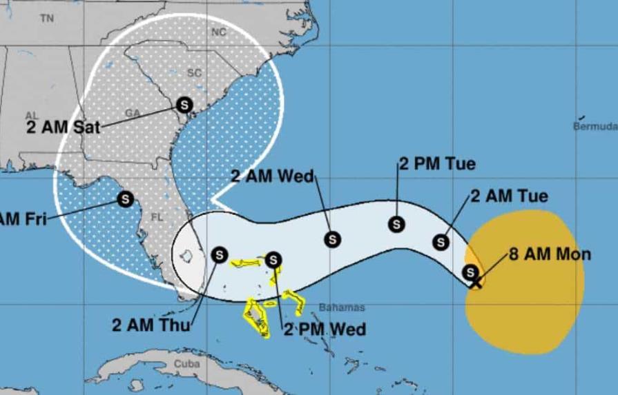Se forma la tormenta tropical Nicole y amenaza Bahamas y el sudeste de EEUU