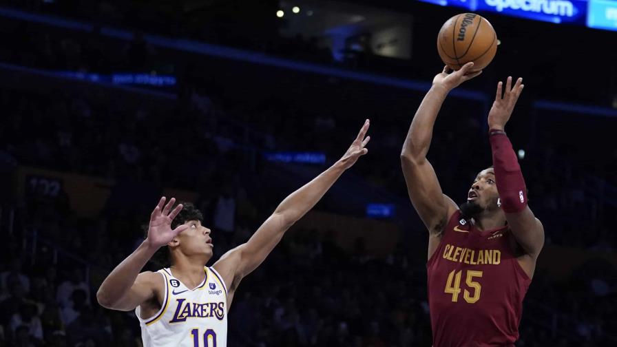 Mitchell y Garland guían a Cavaliers sobre Lakers