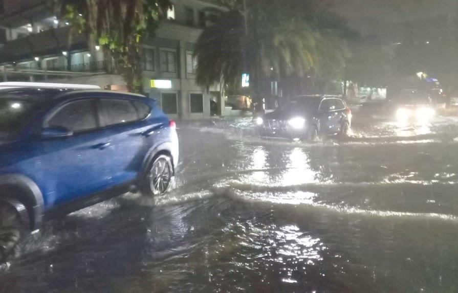La noche que “un diluvio” colapsó al Gran Santo Domingo